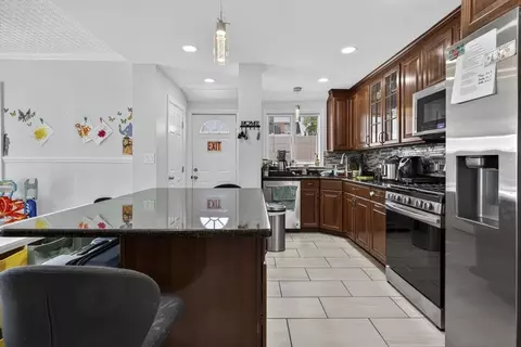 17 Estes St, Everett, MA 02149 photo 12