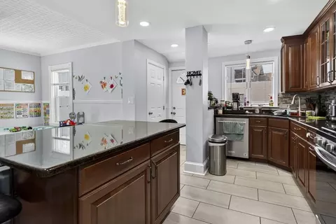 17 Estes St, Everett, MA 02149 photo 11
