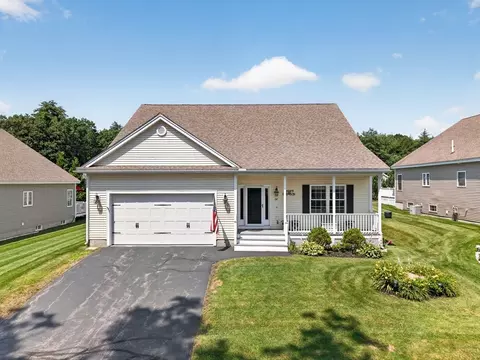 28 Torrey Pines Cir #28, Plaistow, NH 03865