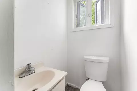 2 Hacker Ct, Worcester, MA 01603 photo 11