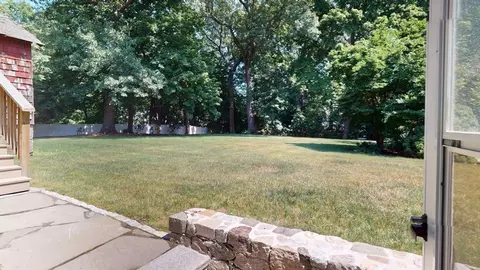 Exterior - 33 Volusia Rd, Hingham, MA 02043 photo 3 of 5