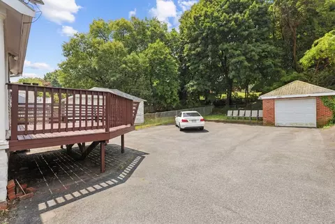 80 Clarence St, Everett, MA 02149 photo 4