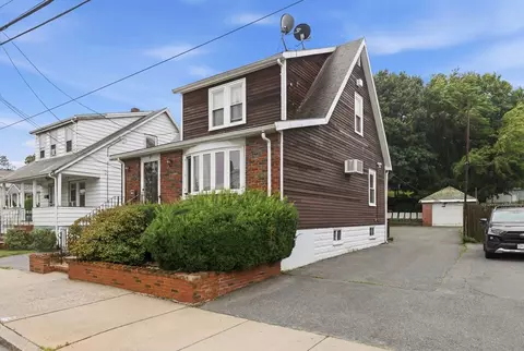 80 Clarence St, Everett, MA 02149 photo 2