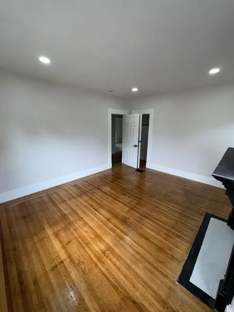 86 Amherst St, Springfield, MA 01109 photo 24