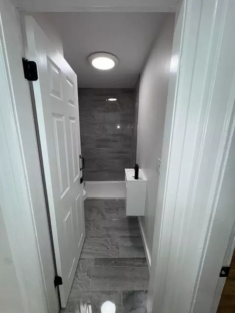 86 Amherst St, Springfield, MA 01109 photo 19