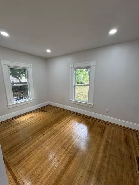 86 Amherst St, Springfield, MA 01109 photo 18