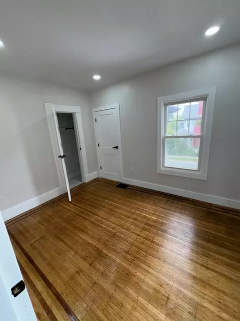 86 Amherst St, Springfield, MA 01109 photo 26