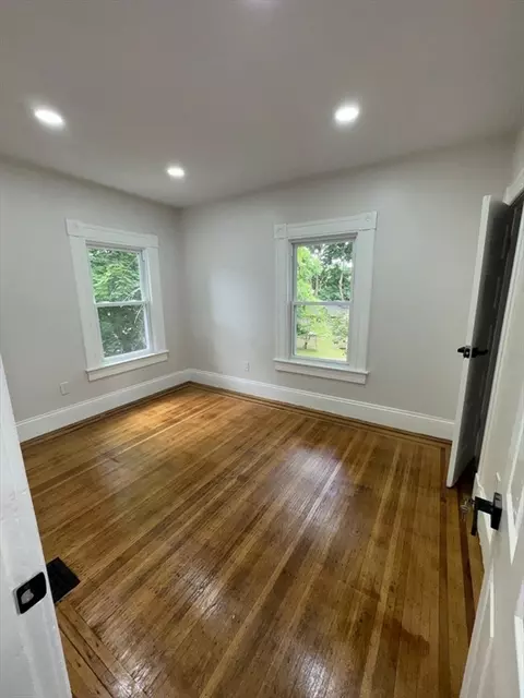 86 Amherst St, Springfield, MA 01109 photo 33