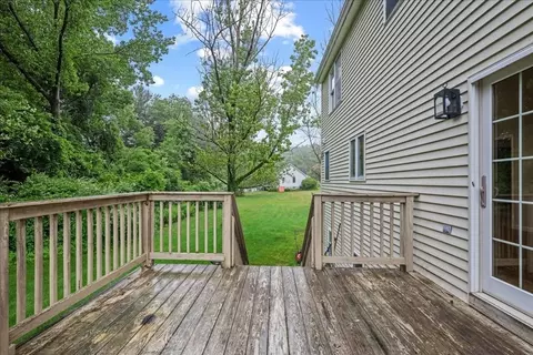 Exterior - 7 Sneade Dr, Oxford, MA 01540 photo 4 of 8