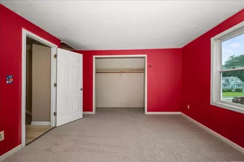 Bedroom - 7 Sneade Dr, Oxford, MA 01540 photo 4 of 4