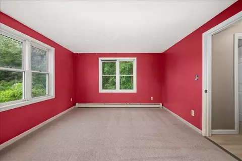 Bedroom - 7 Sneade Dr, Oxford, MA 01540 photo 3 of 4