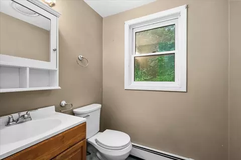 Bath - 7 Sneade Dr, Oxford, MA 01540 photo 1 of 3