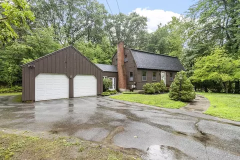 323 Old Westford Rd, Chelmsford, MA 01824