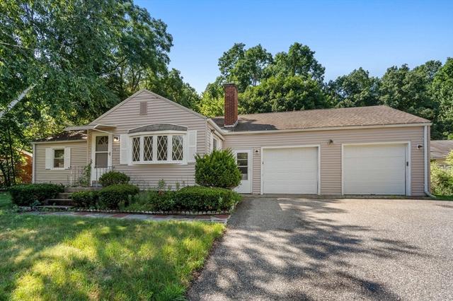85 Keddy St, Springfield, MA 01109