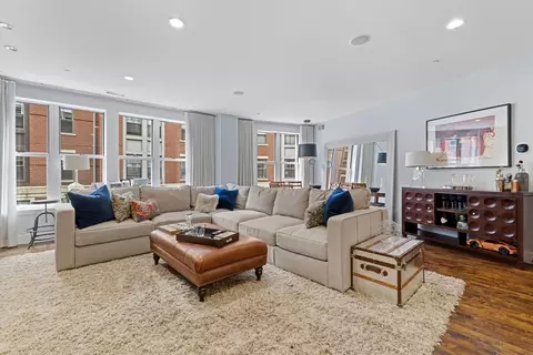 1280 Washington St #202, Boston, MA 02118