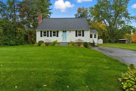 31 Allen Rd, Tewksbury, MA 01876