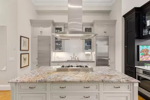 219-223 Columbus Ave #203, Boston, MA 02116