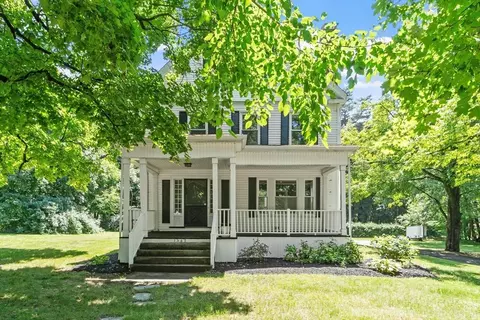 1347 Main St, Leominster, MA 01453
