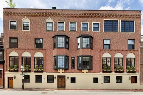 23-25 Beaver Pl, Boston, MA 02108