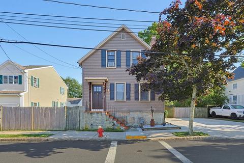 42 Grape St, New Bedford, MA 02740