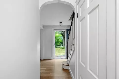 Entry Way - 94 High St, Hingham, MA 02043 photo 1 of 2