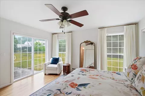 Bedroom - 94 High St, Hingham, MA 02043 photo 2 of 6