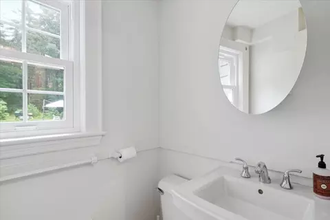 Bath - 94 High St, Hingham, MA 02043 photo 2 of 3