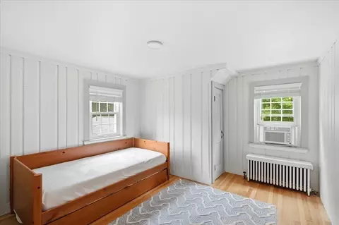 Bedroom - 94 High St, Hingham, MA 02043 photo 3 of 6