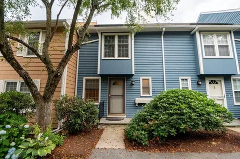 21 Capstan Way #37, Swampscott, MA 01907
