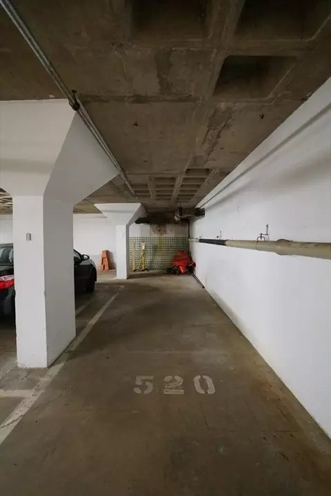 9 Hawthorne Pl Pkg 520, Boston, MA 02114