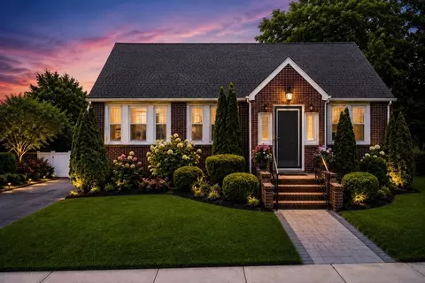 25 Piermont St, Watertown, MA 02472