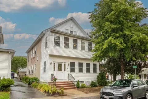 3 Clayton St #3, Watertown, MA 02472
