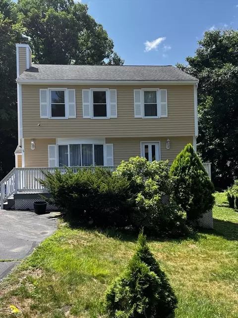 2 Mayflower Cir, Shrewsbury, MA 01545