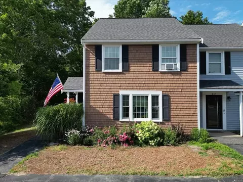 60 Pattison St #18, Abington, MA 02351