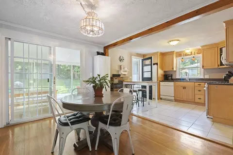 5 Whiting Ave, Walpole, MA 02081 photo 9