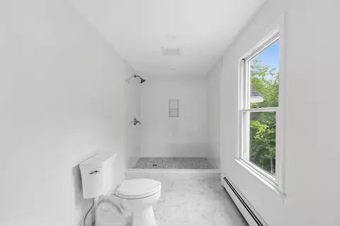 Bath - 189 Union St, Hingham, MA 02043 photo 1 of 3