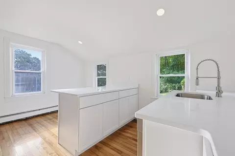 8 Mount Pleasant St, Webster, MA 01570 photo 10