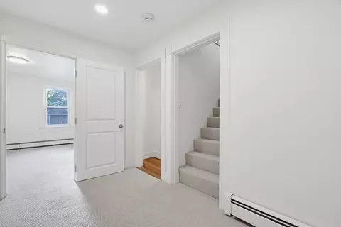 8 Mount Pleasant St, Webster, MA 01570 photo 17