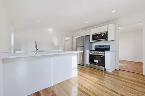 8 Mount Pleasant St, Webster, MA 01570 photo 9
