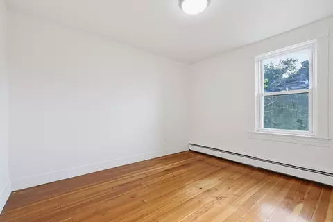 8 Mount Pleasant St, Webster, MA 01570 photo 15