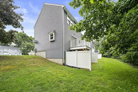 Exterior - 18 Cedar Sq #18, Millis, MA 02054 photo 4 of 4
