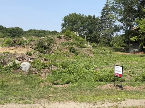 lot4 West St, Stoughton, MA 02072