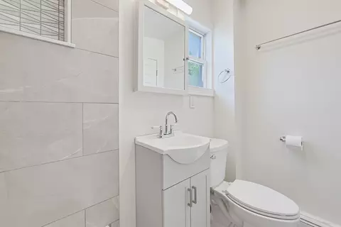 Bath - 17 Langley St, Fall River, MA 02720 photo 2 of 4