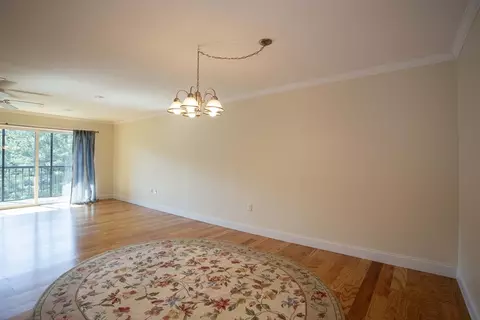Living - 2 Summitt Dr #41, Reading, MA 01867 photo 2 of 5