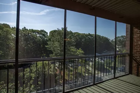 Exterior - 2 Summitt Dr #41, Reading, MA 01867 photo 2 of 2
