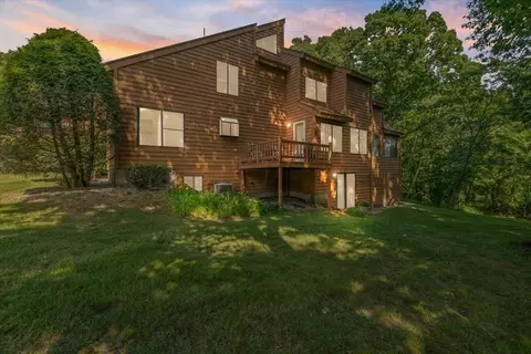 53 Clement Ct #53, Haverhill, MA 01832