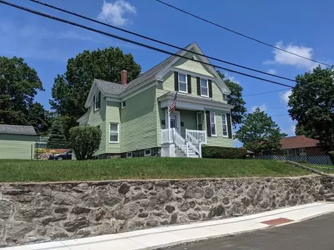 53 Weare, Lawrence, MA 01843