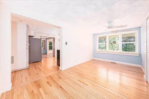 13 Shore Ave, Maynard, MA 01754 photo 8