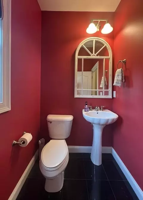 Bath - 139 Prospect St #1, Acton, MA 01720 photo 3 of 5