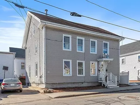 2 Grove St, Haverhill, MA 01832
